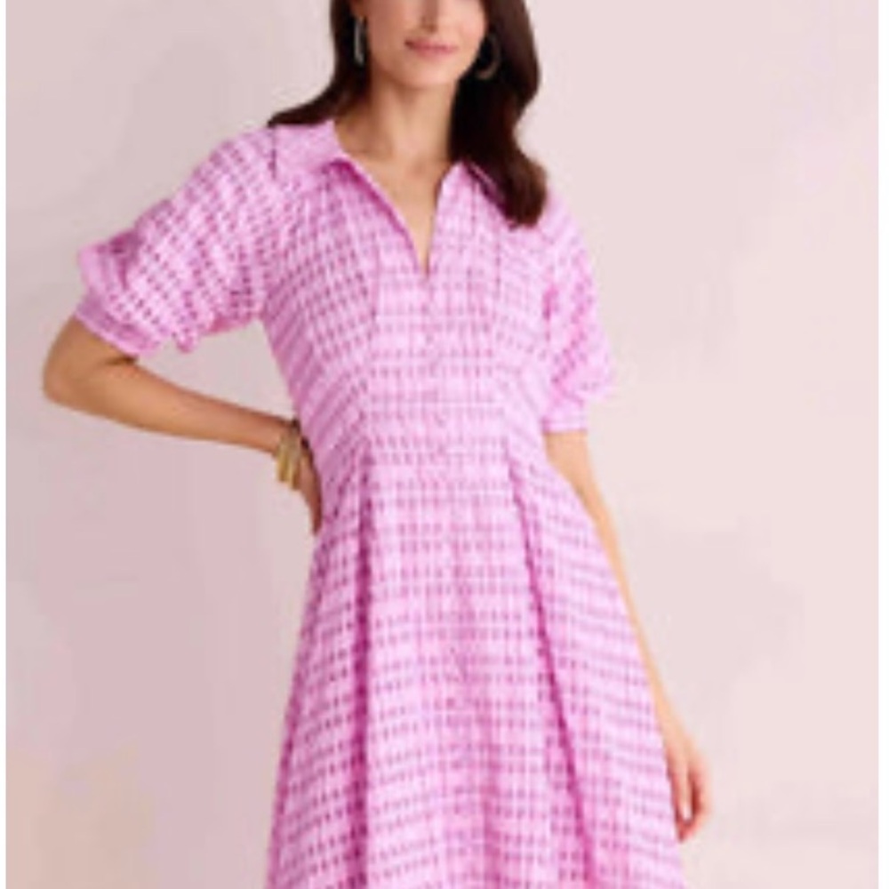 Elegant Pink Checkered Midi Dress